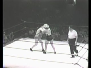 lindy lawrence vs lynn oconnor 1950s tv wrestling from holloywood female ladies womens lady